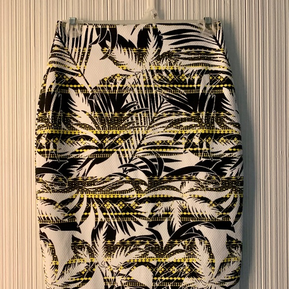 Missguided Blk & White Palm Tree print midi skirt - Picture 4 of 4